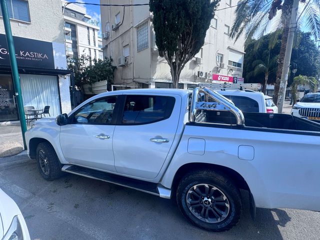 מודעת רכב מיצובישי טרייטון / L200