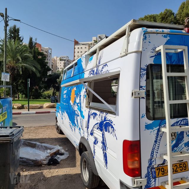 מודעת רכב פולקסווגן LT
