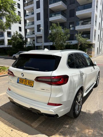 ב מ וו X5