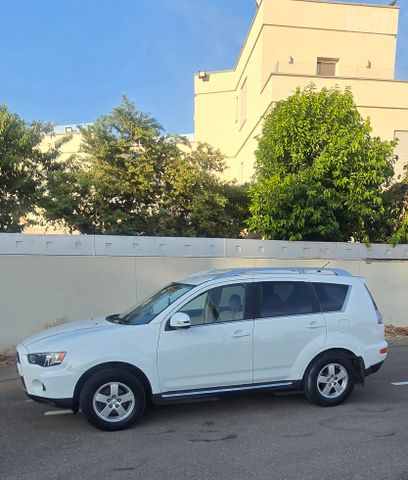 מודעת רכב מיצובישי אאוטלנדר