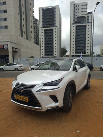 לקסוס NX