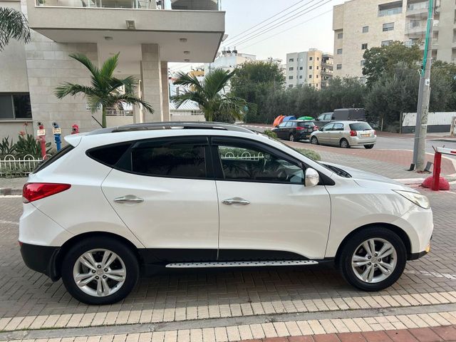 יונדאי ix35