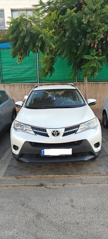מודעת רכב טויוטה RAV4