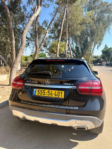 מרצדס-בנץ GLA
