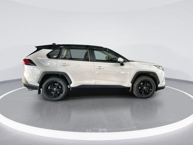 טויוטה RAV4