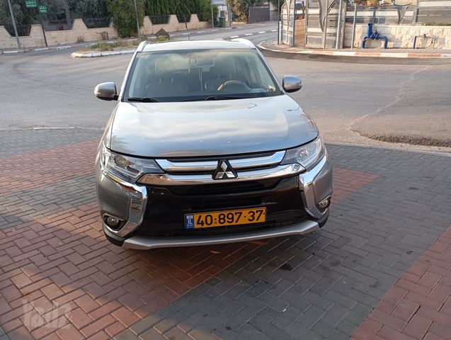 מיצובישי אאוטלנדר