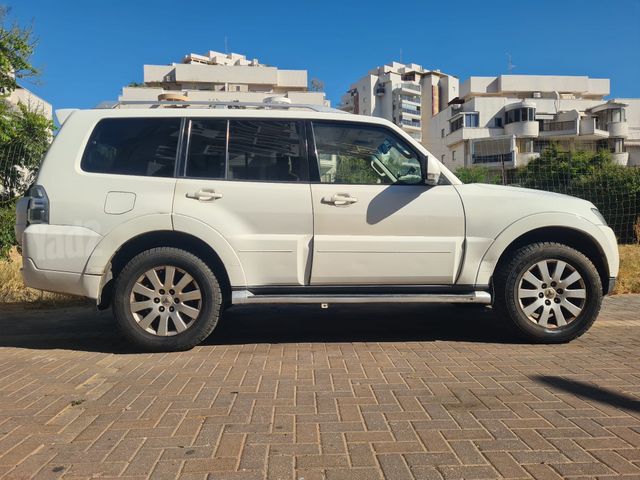 מיצובישי פג'רו