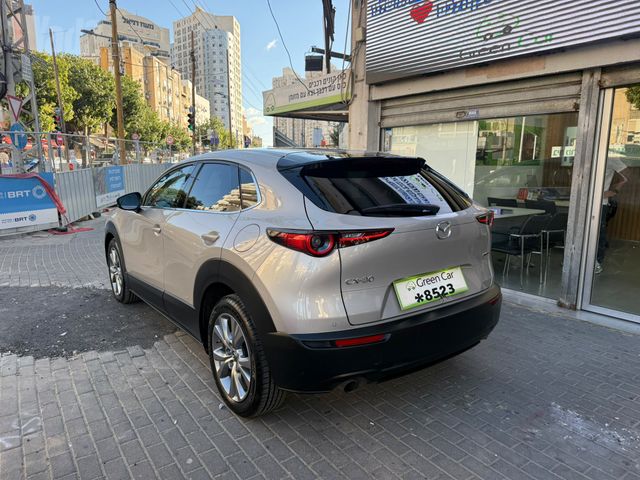 מאזדה CX-30