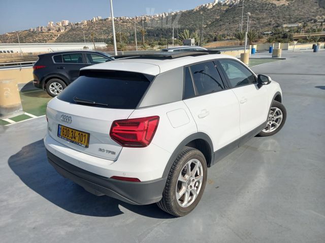 אאודי Q2