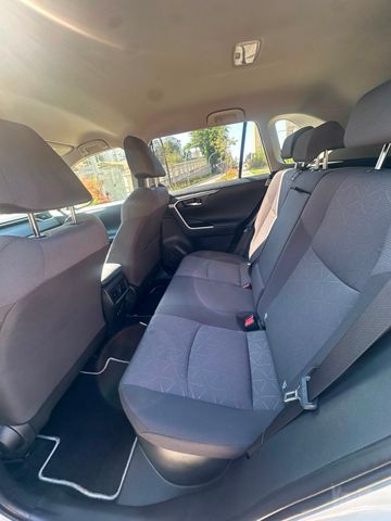 טויוטה RAV4