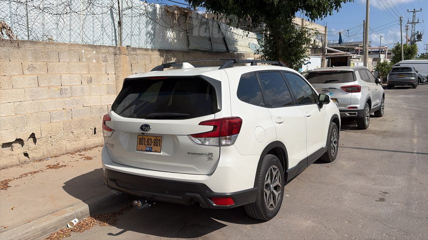 סובארו פורסטר