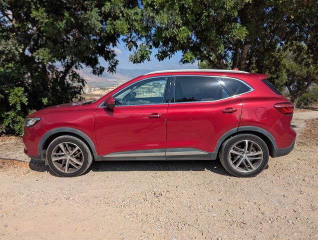 אם ג'י EHS PHEV