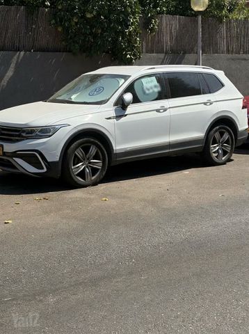 פולקסווגן טיגואן אולספייס