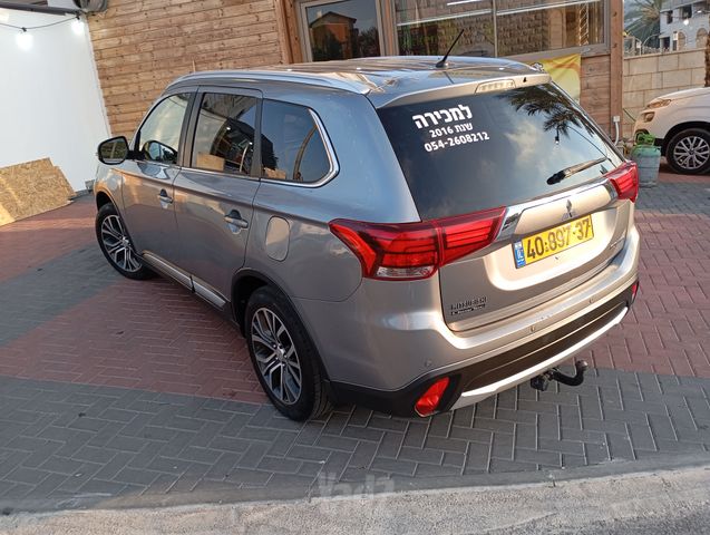 מיצובישי אאוטלנדר