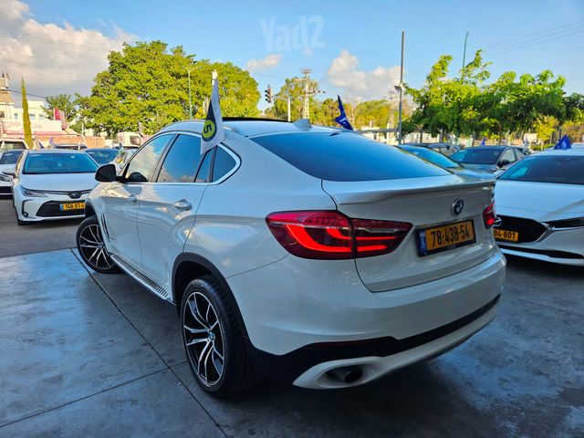 ב מ וו X6
