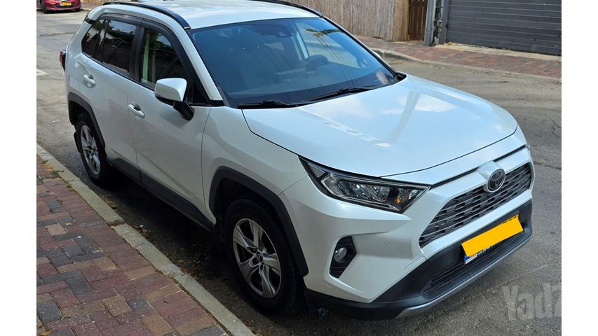 טויוטה RAV4