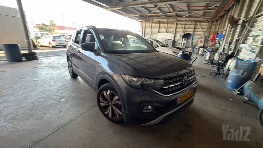 מודעת רכב פולקסווגן T-קרוס