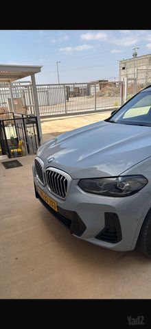 ב מ וו X3