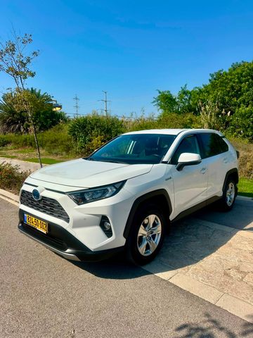 מודעת רכב טויוטה RAV4