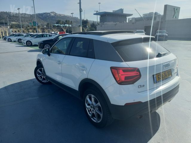 אאודי Q2