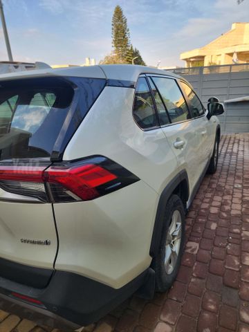 מודעת רכב טויוטה RAV4