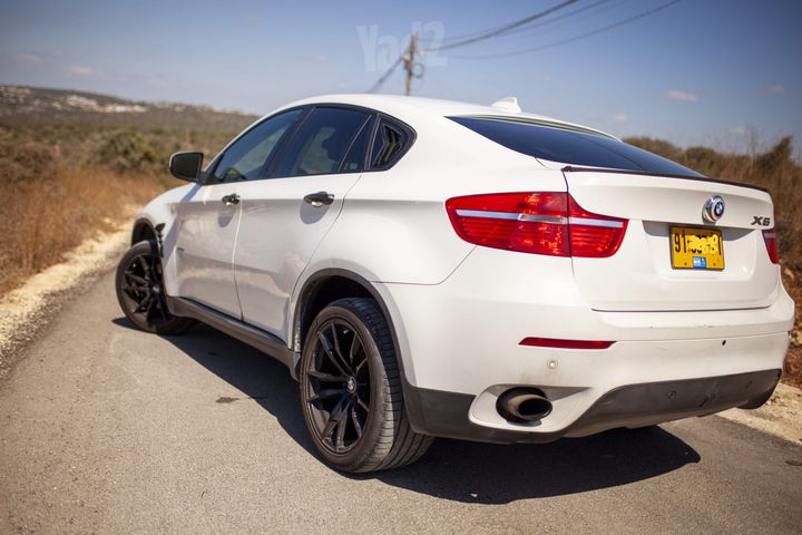 ב מ וו X6
