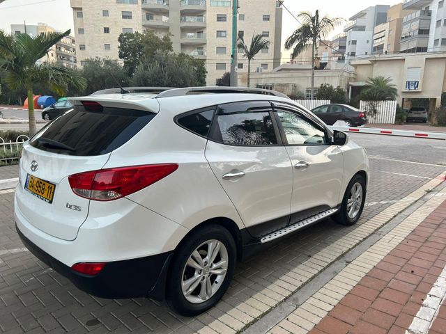 יונדאי ix35