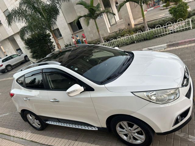 יונדאי ix35