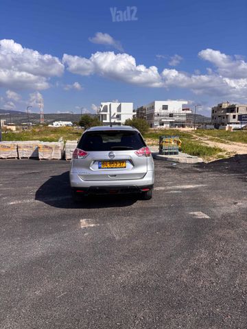 ניסאן אקס טרייל