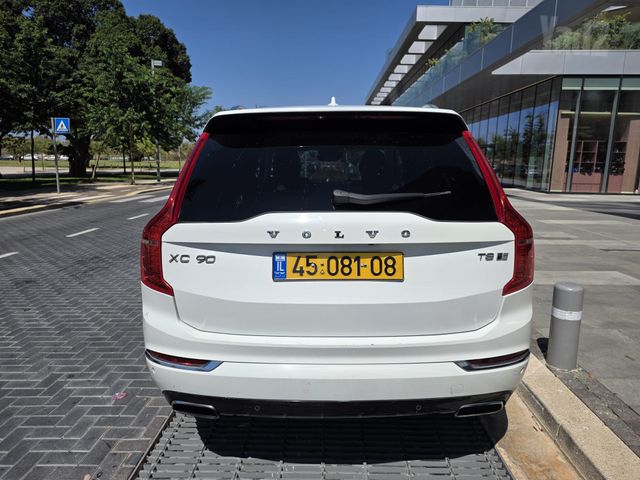 וולוו XC90