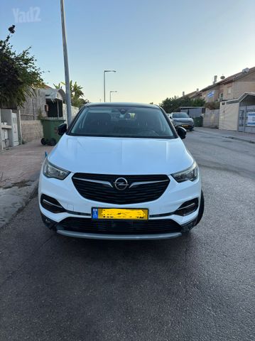 מודעת רכב אופל גרנדלנד