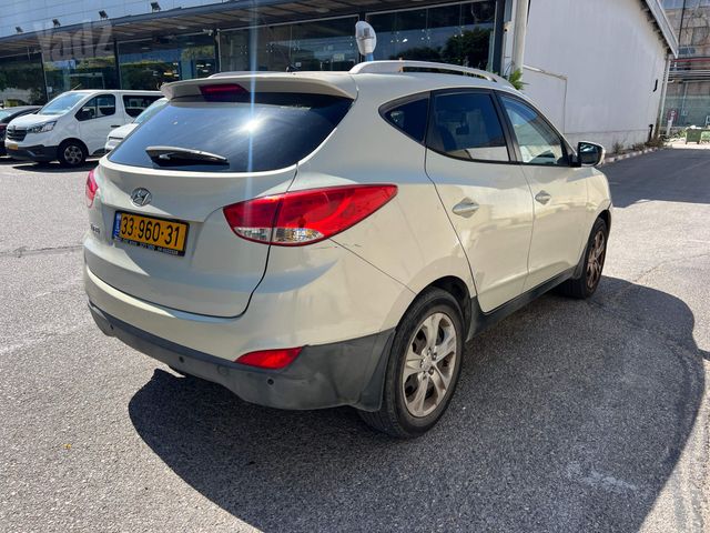 יונדאי ix35