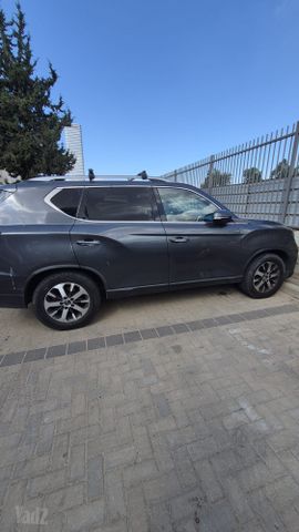 מודעת רכב סאנגיונג רקסטון