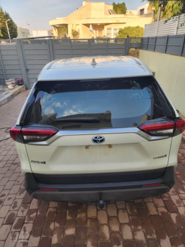 טויוטה RAV4