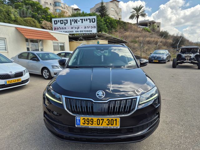 מודעת רכב סקודה קארוק