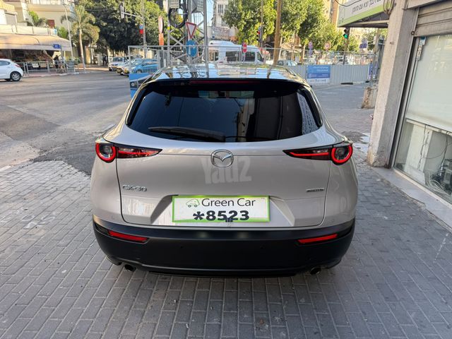 מאזדה CX-30
