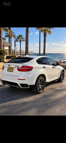 ב מ וו X6