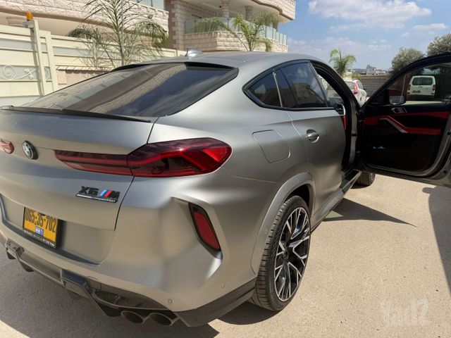 ב מ וו X6 M