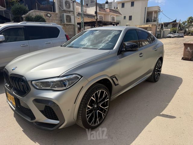 ב מ וו X6 M