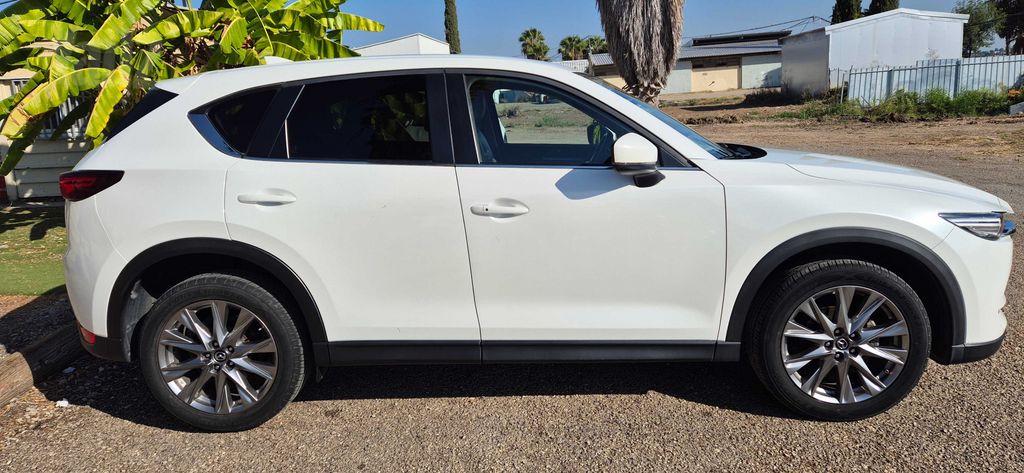 מודעת רכב מאזדה CX-5