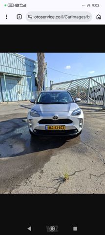 מודעת רכב טויוטה יאריס קרוס