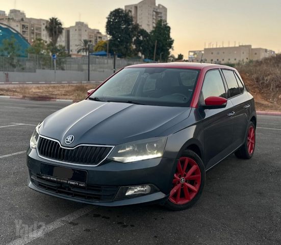 פאביה Style אוט׳ 1.2 (110 כ״ס)