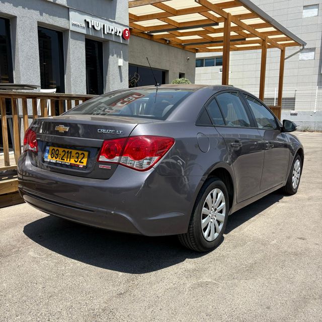שברולט קרוז