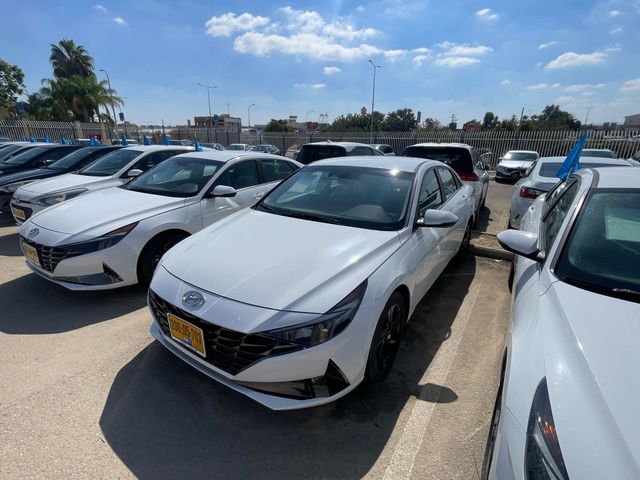 מודעת רכב יונדאי אלנטרה