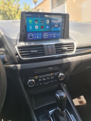 מאזדה 3