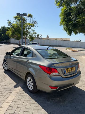 יונדאי אקסנט i25