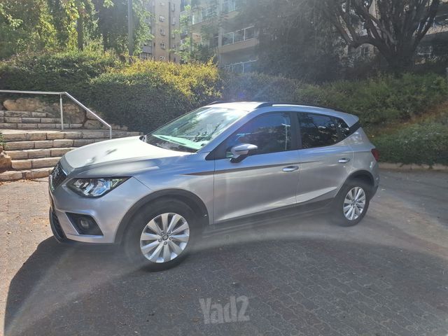 סיאט ארונה