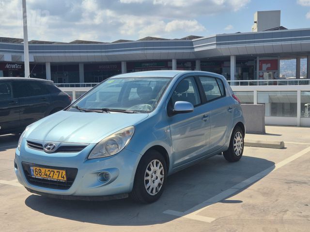 יונדאי i20