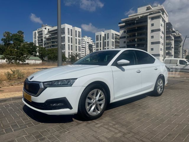 סקודה אוקטביה