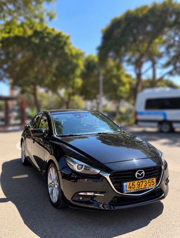 מודעת רכב מאזדה 3